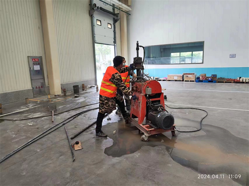 德格厂房地面下沉塌陷注浆加固施工